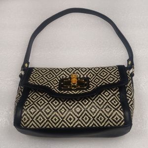 Apt 9, Shoulder Purse